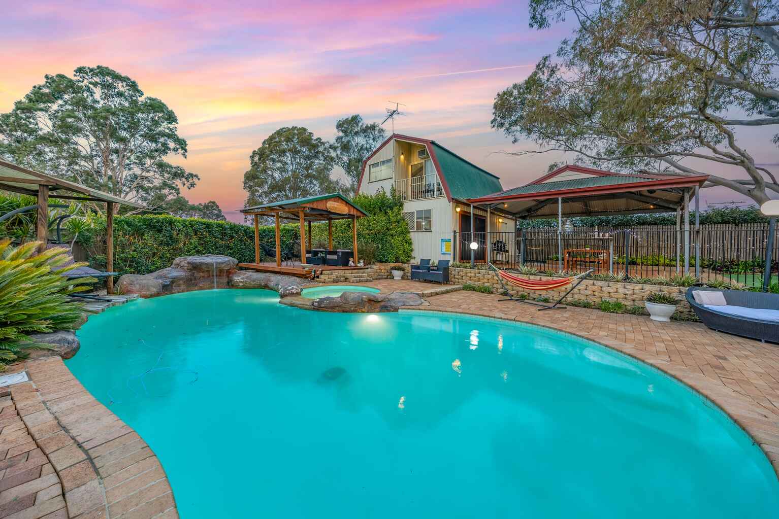 137 LONGHURST ROAD Minto 137 LONGHURST ROAD Minto