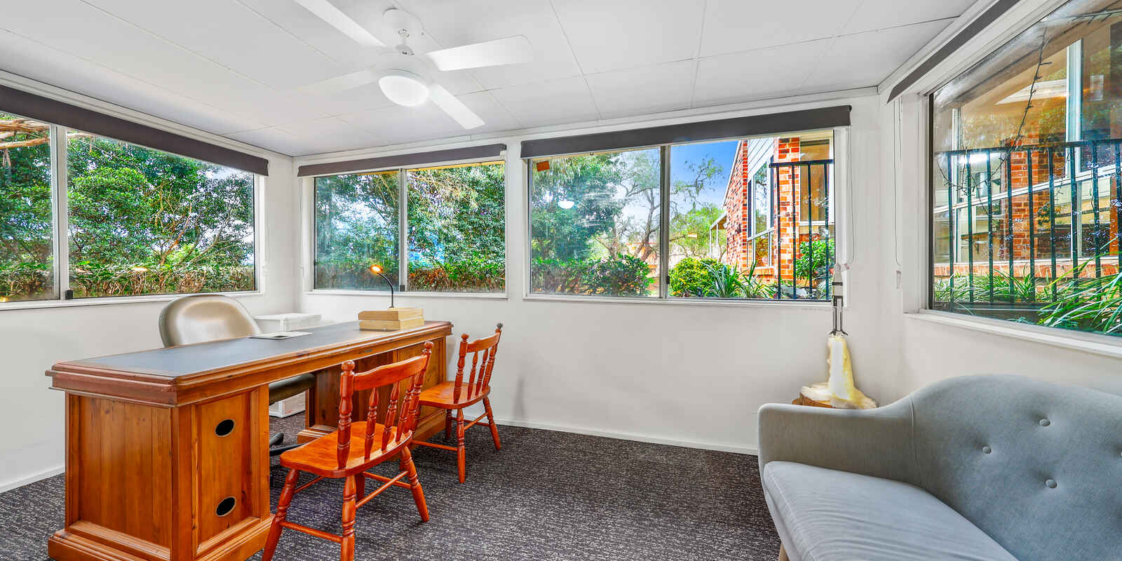 137 LONGHURST ROAD Minto 137 LONGHURST ROAD Minto