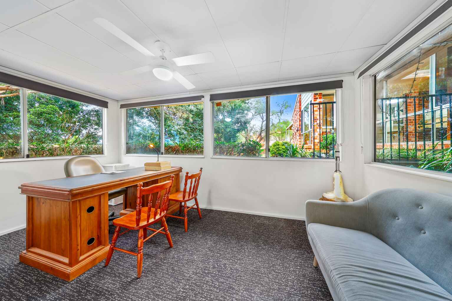 137 LONGHURST ROAD Minto 137 LONGHURST ROAD Minto