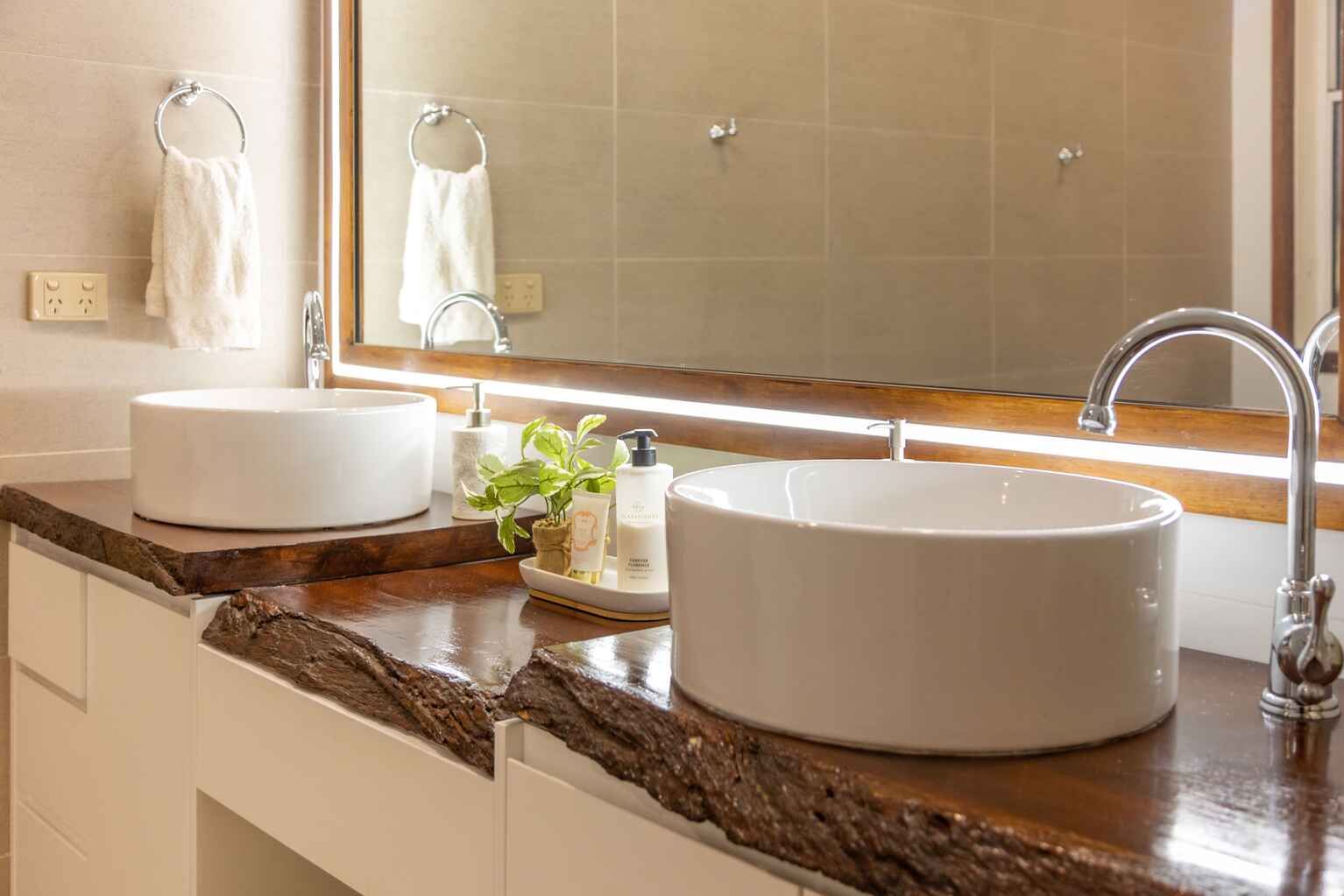 137 LONGHURST ROAD Minto 137 LONGHURST ROAD Minto