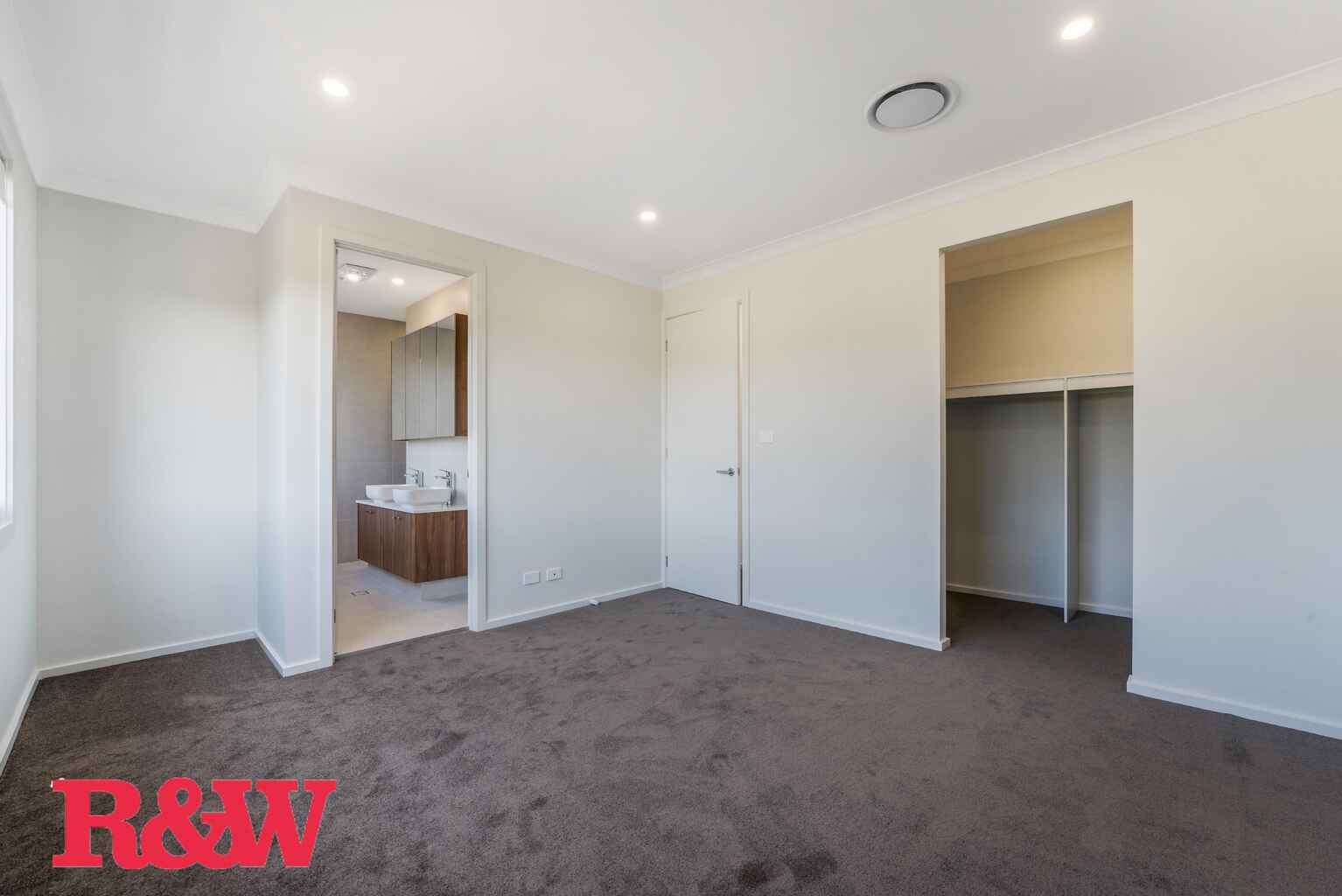 18A Barrier Street Gregory Hills 18A Barrier Street Gregory Hills