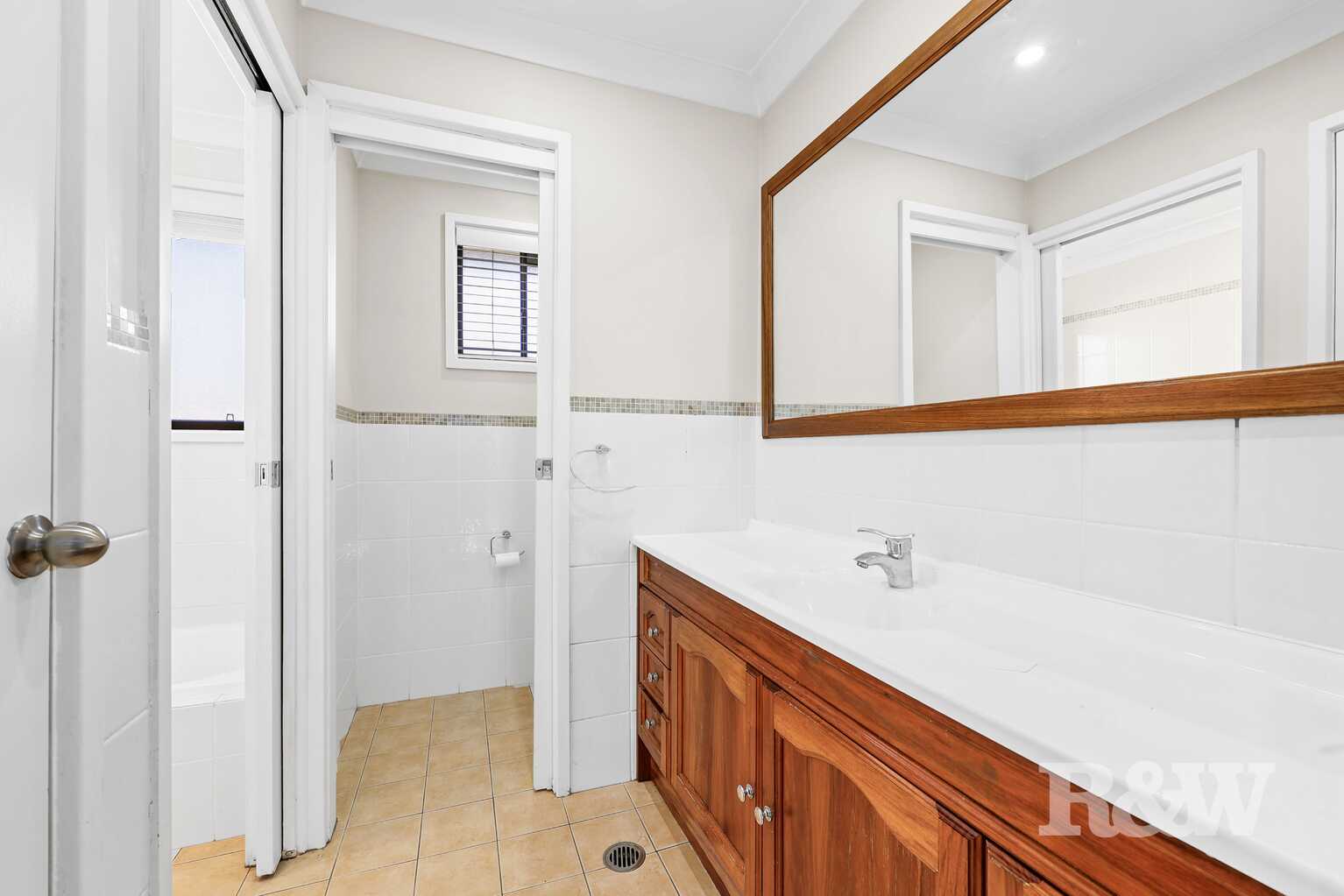 3 Shoalhaven Street Ruse