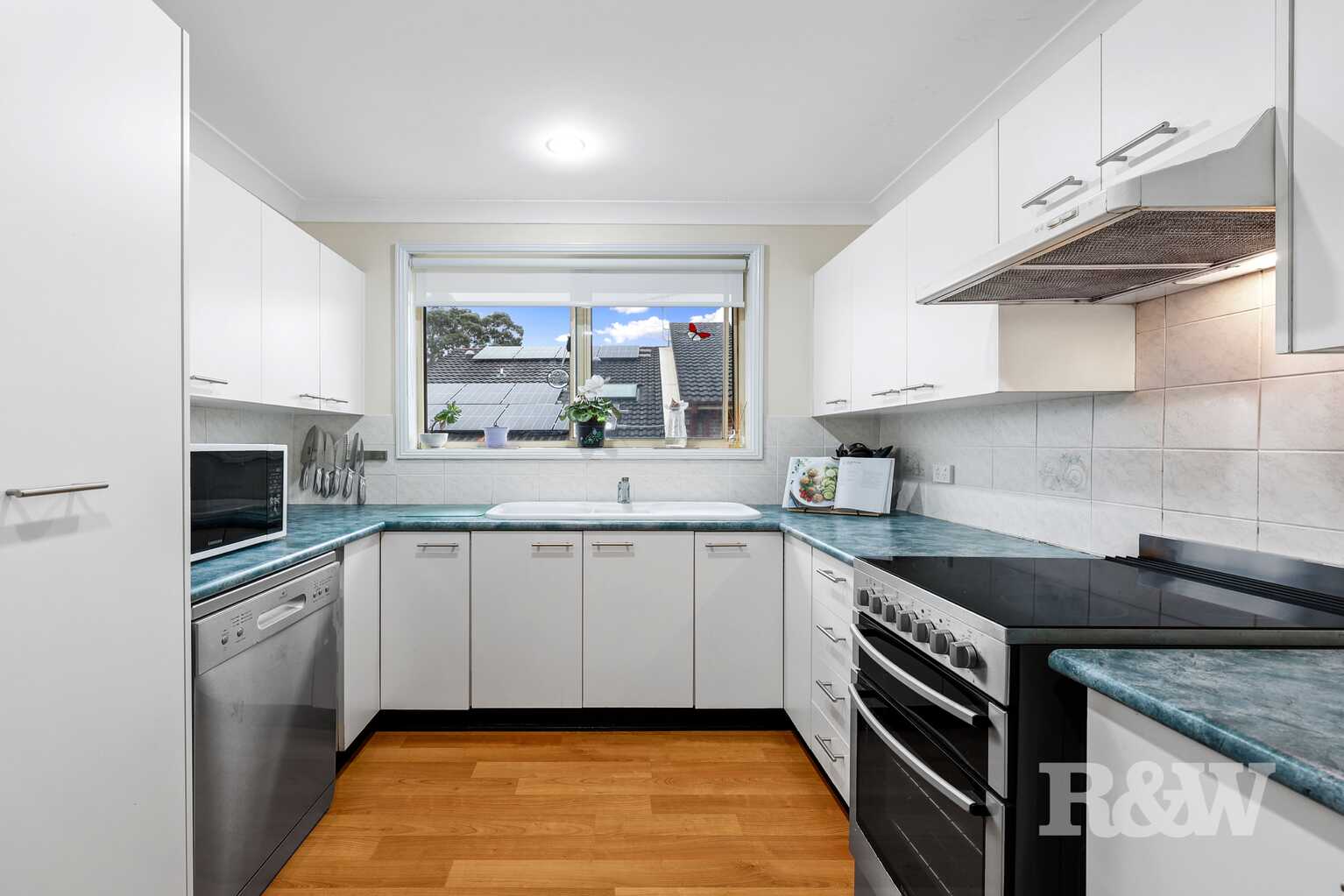 51a Frontignan Street Eschol Park