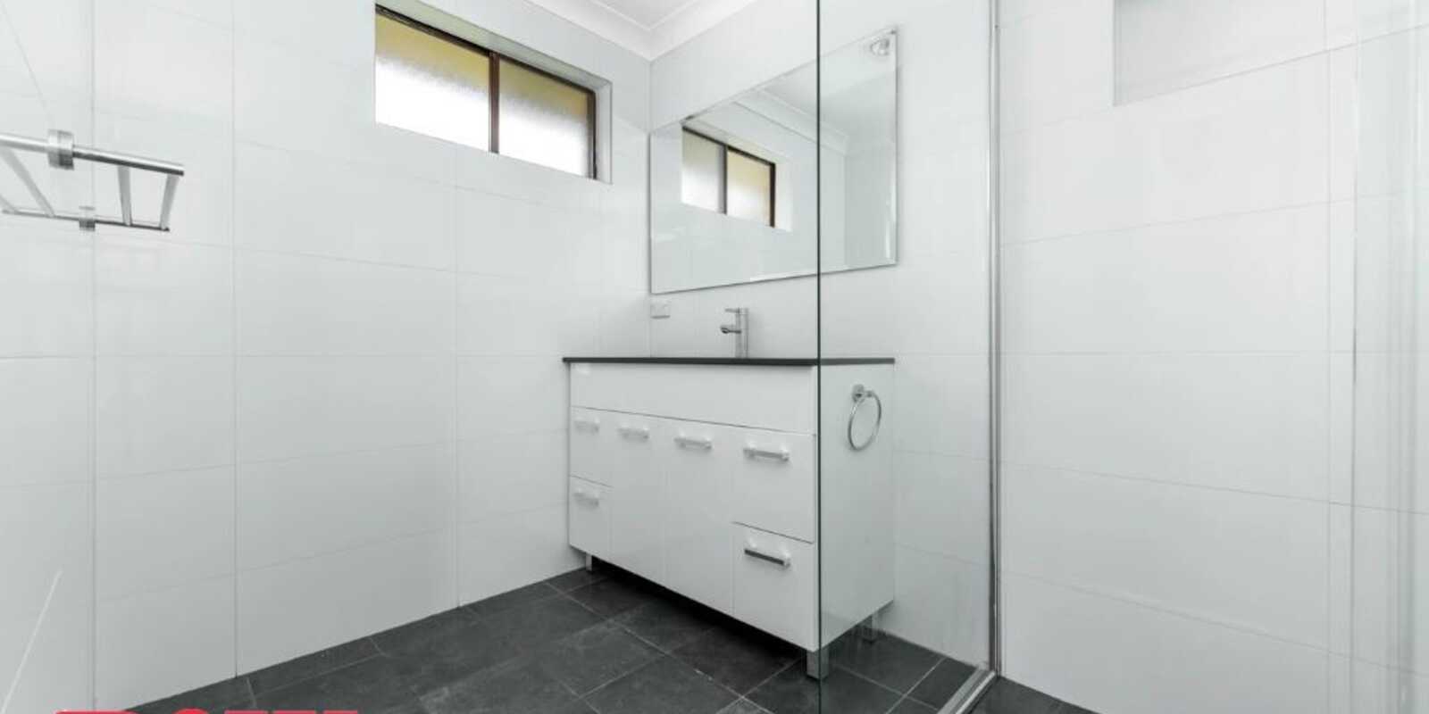 39 Randall Avenue Minto