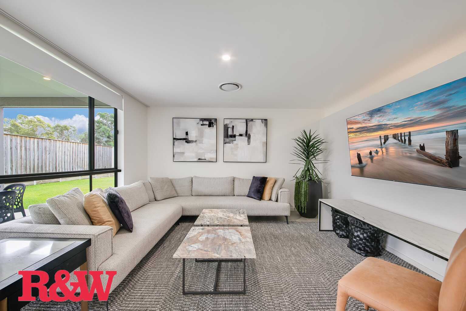 9 Hewitson Court Gledswood Hills