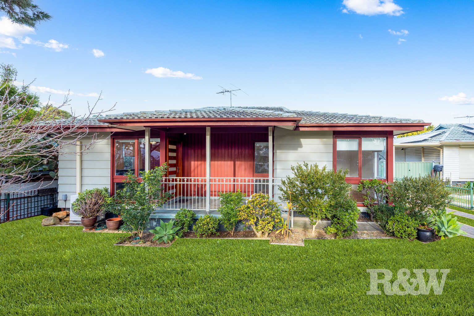 3 HAKEA PLACE Macquarie Fields