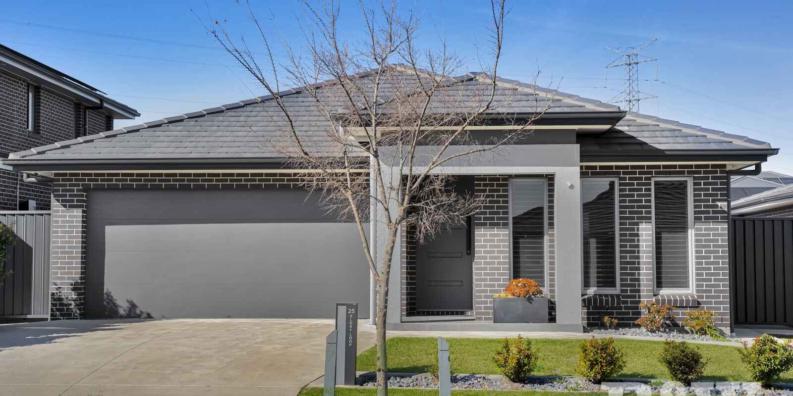 25 GLORY LOOP Catherine Field