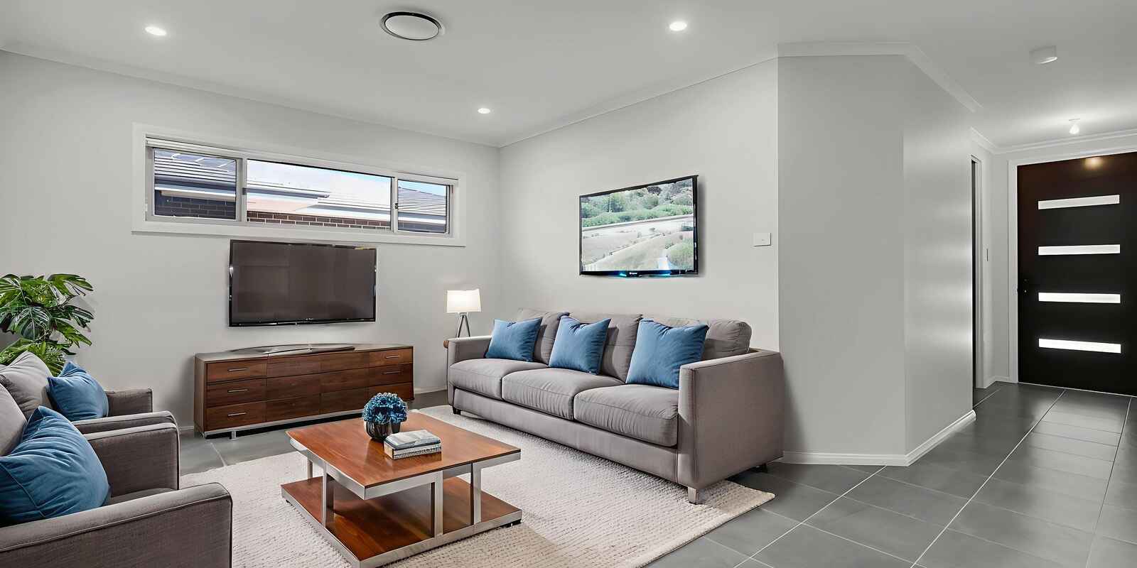 25 GLORY LOOP Catherine Field