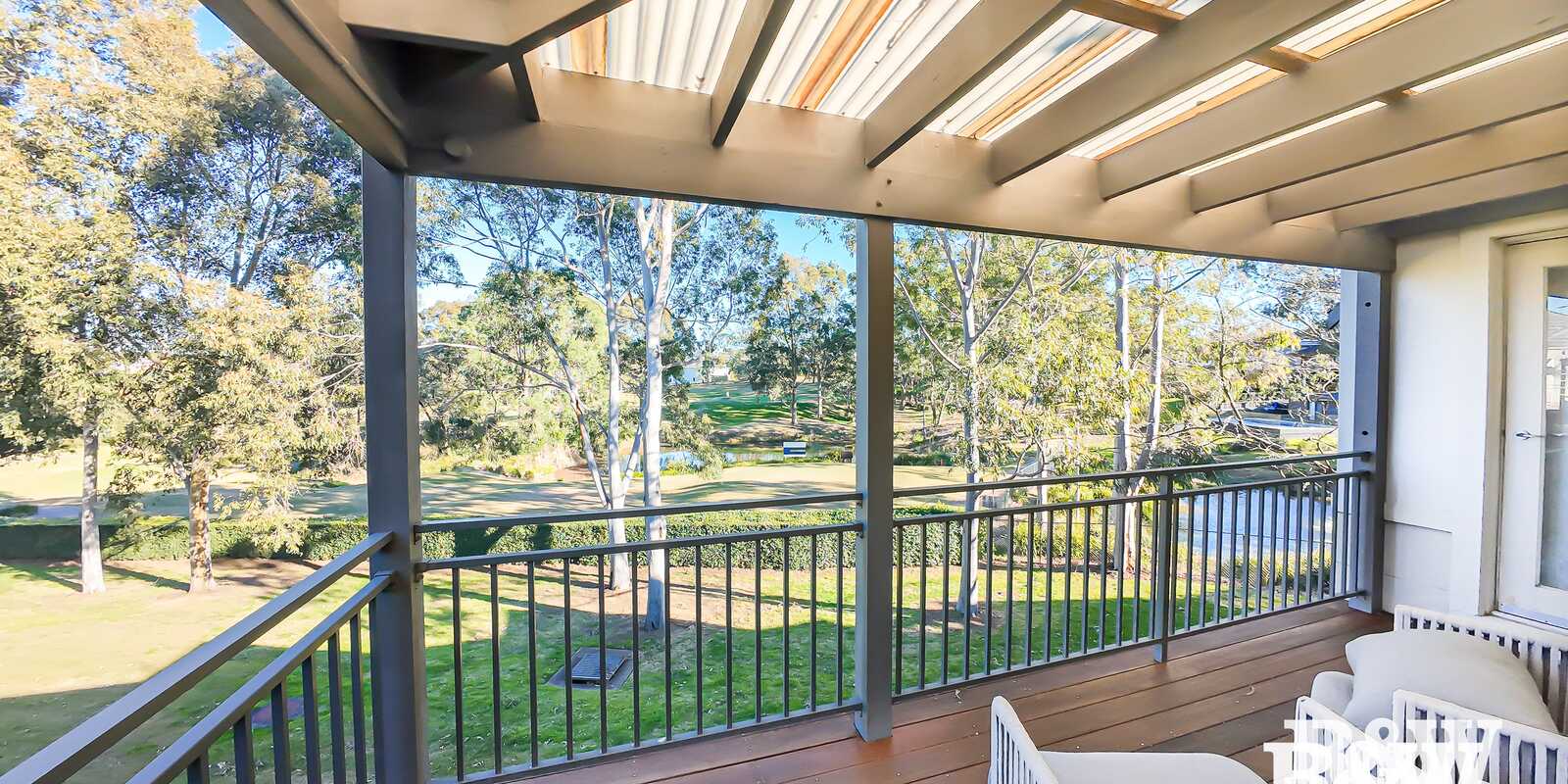 13 JANE JARVIS WAY Macquarie Links 13 JANE JARVIS WAY Macquarie Links