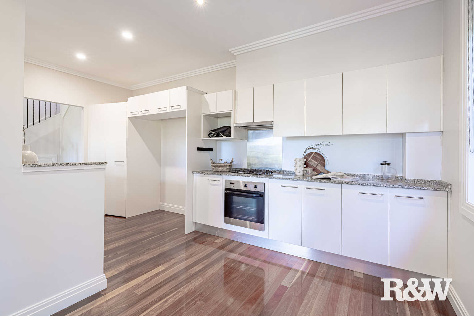13 JANE JARVIS WAY Macquarie Links 13 JANE JARVIS WAY Macquarie Links