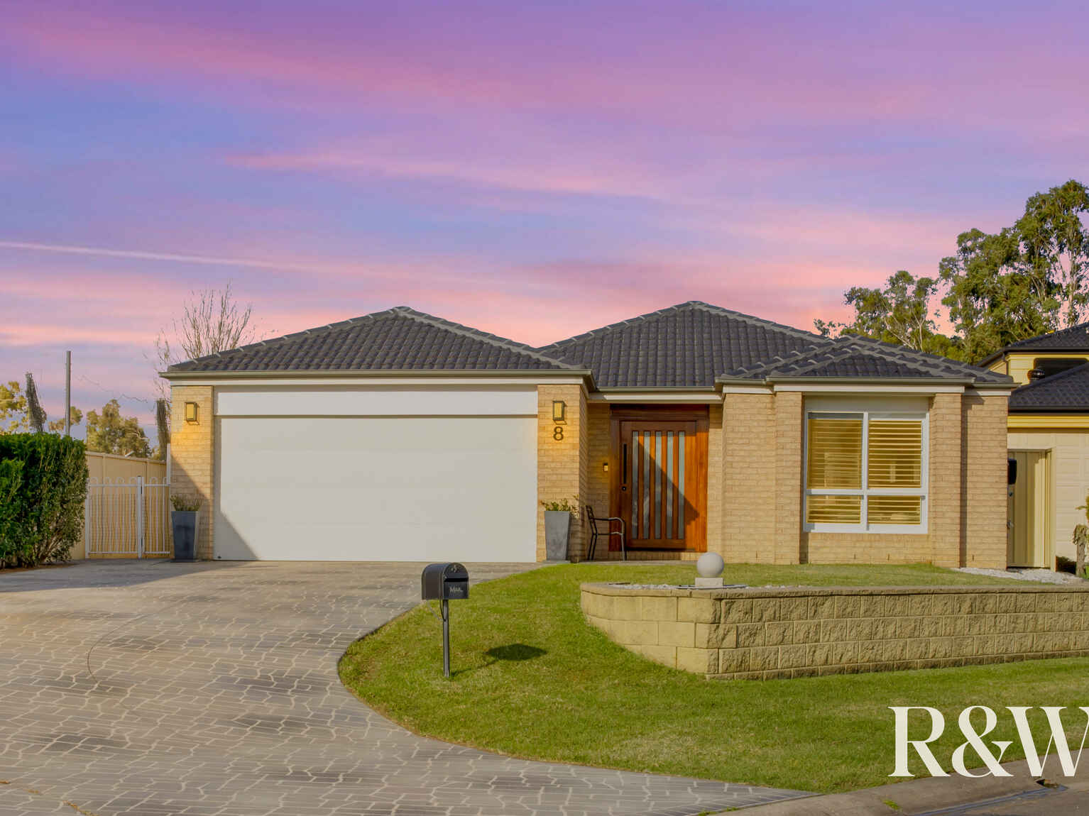 8 TERANGLE CLOSE Prestons
