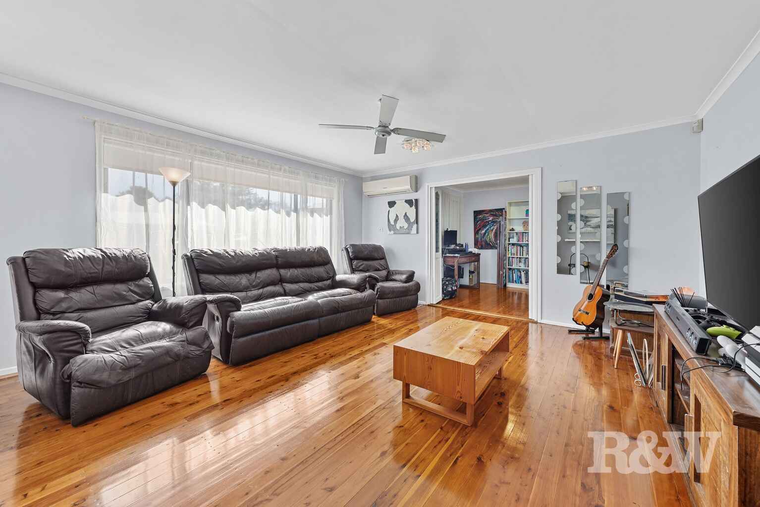 4 Trent Place Ambarvale 4 Trent Place Ambarvale