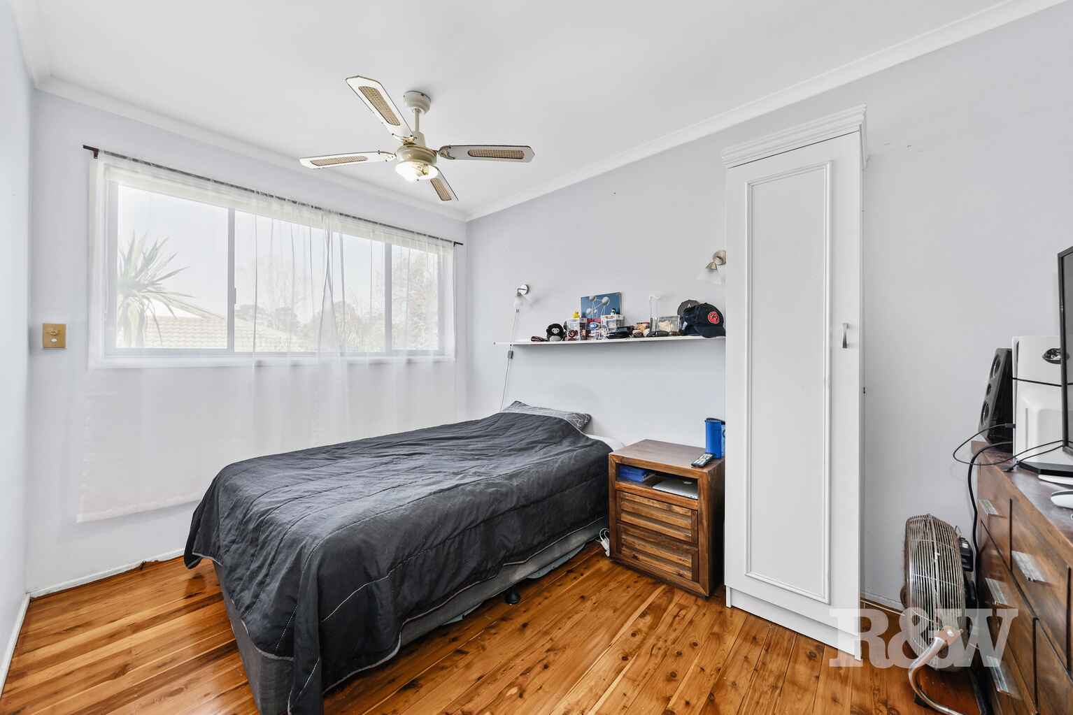 4 Trent Place Ambarvale 4 Trent Place Ambarvale