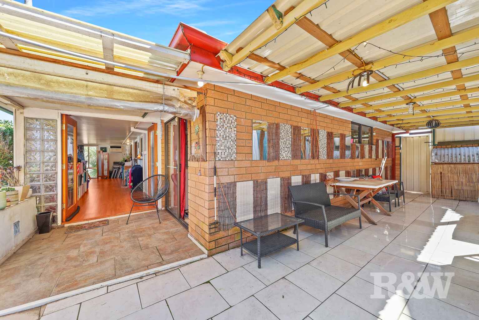 4 Trent Place Ambarvale 4 Trent Place Ambarvale