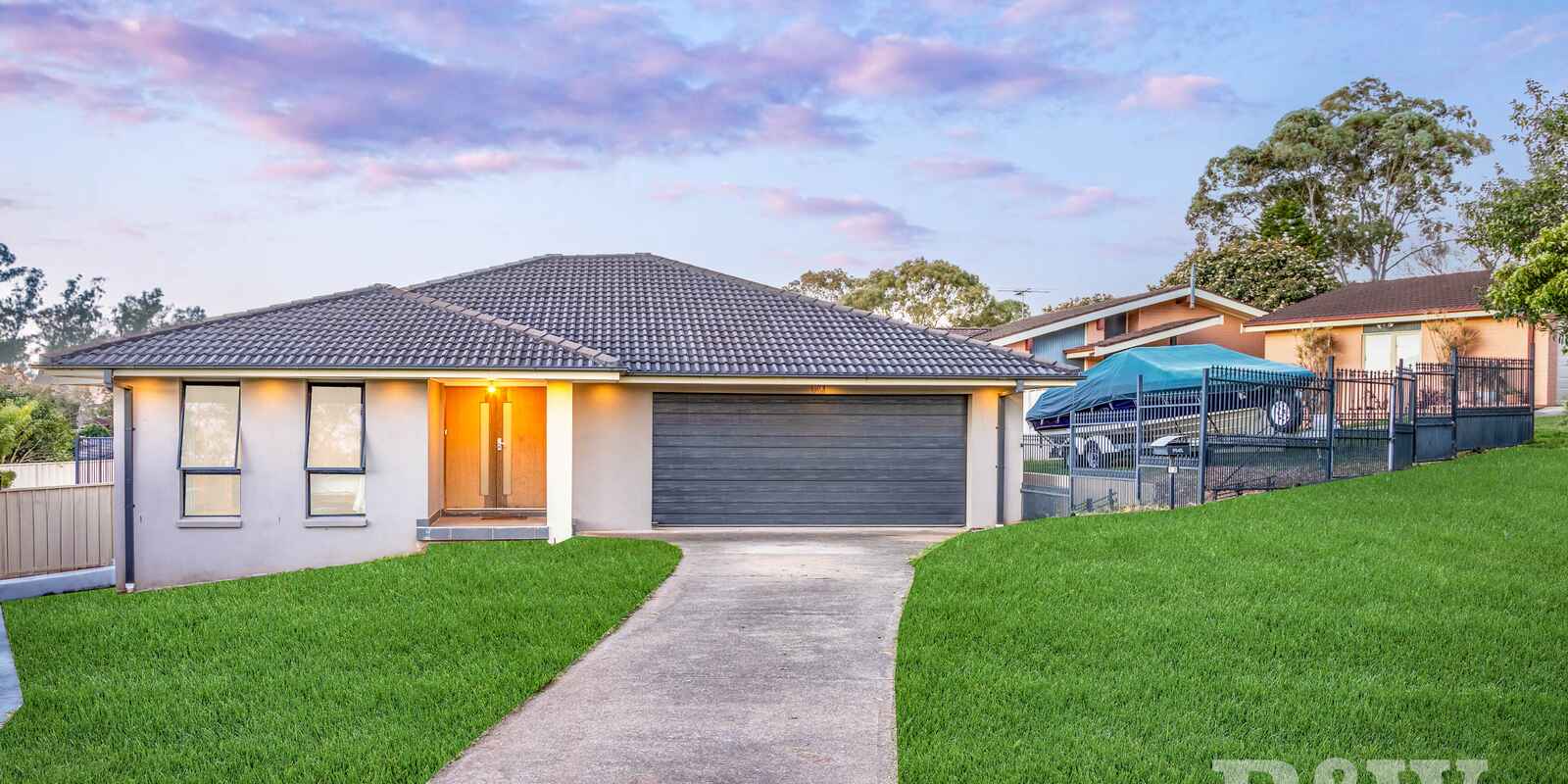 12 OMARU CRESCENT Bradbury