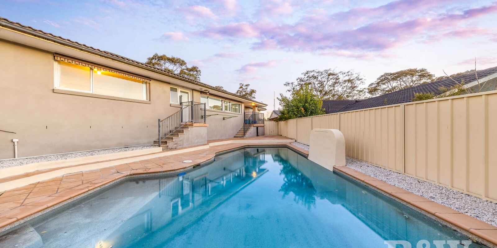12 OMARU CRESCENT Bradbury