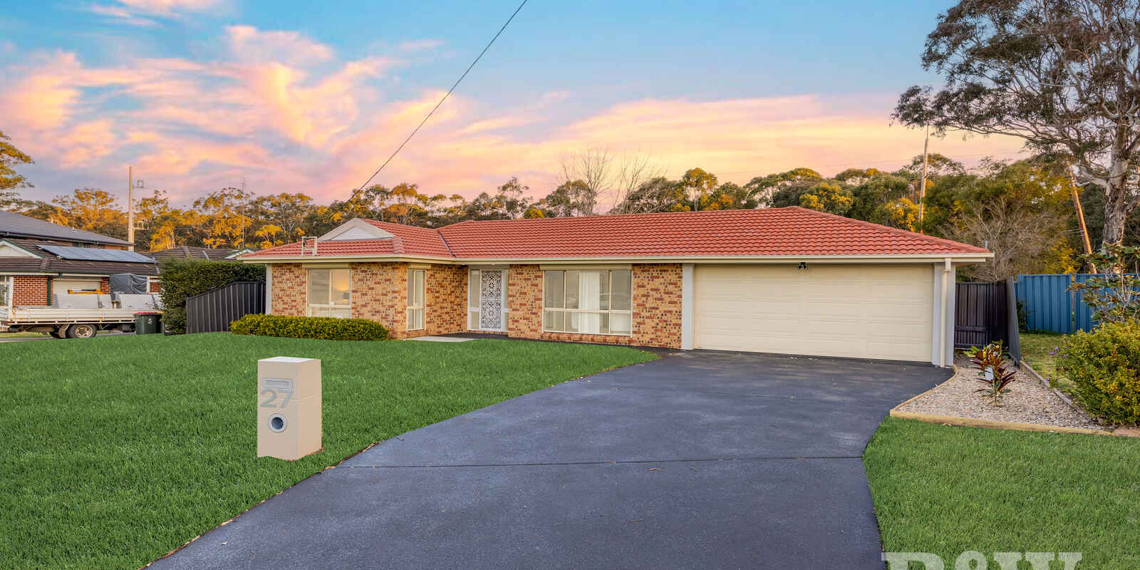 27 St James Place Appin