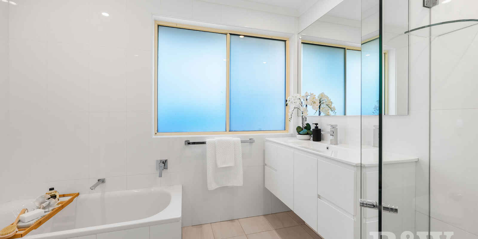 27 St James Place Appin
