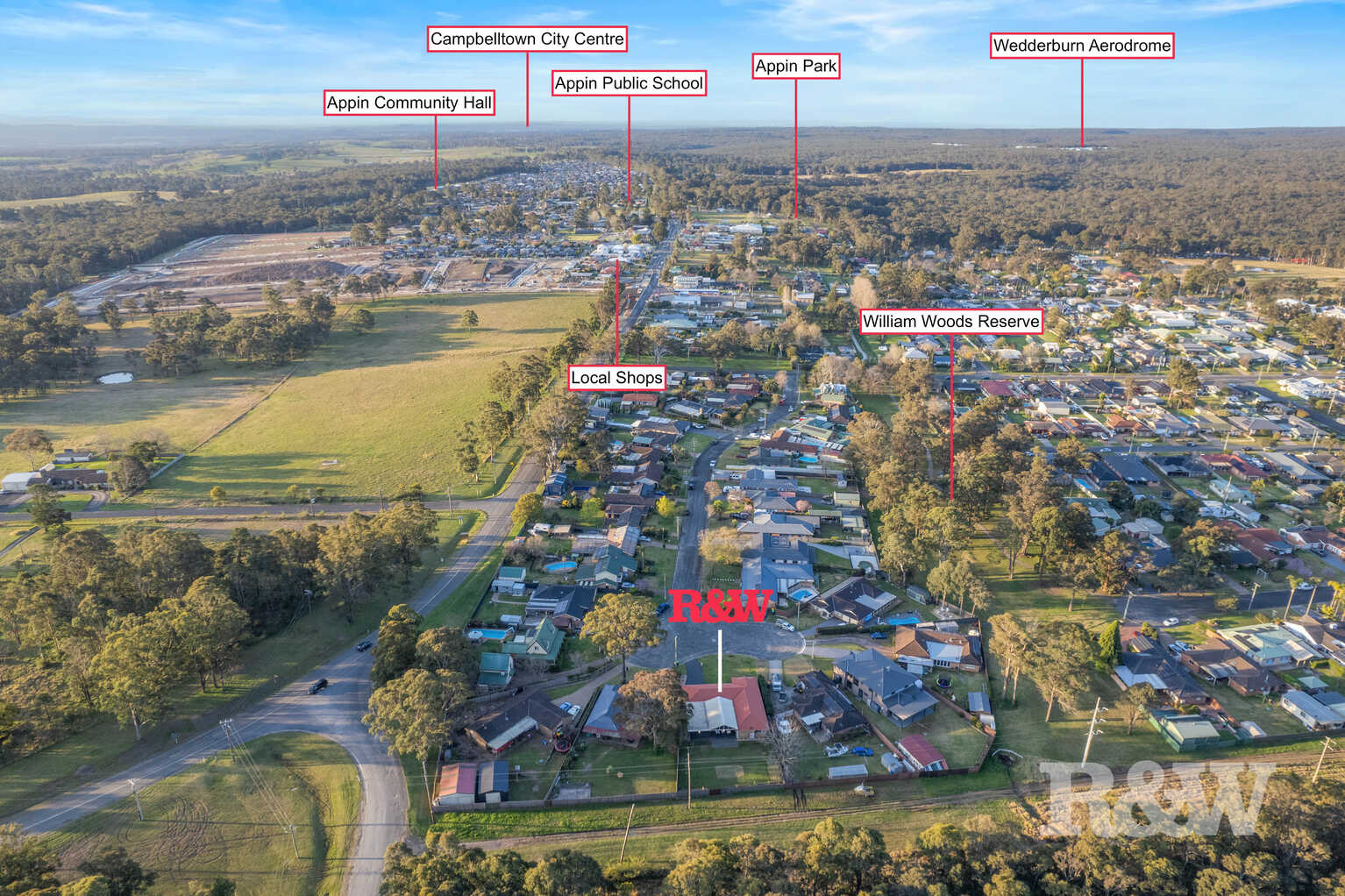 27 St James Place Appin
