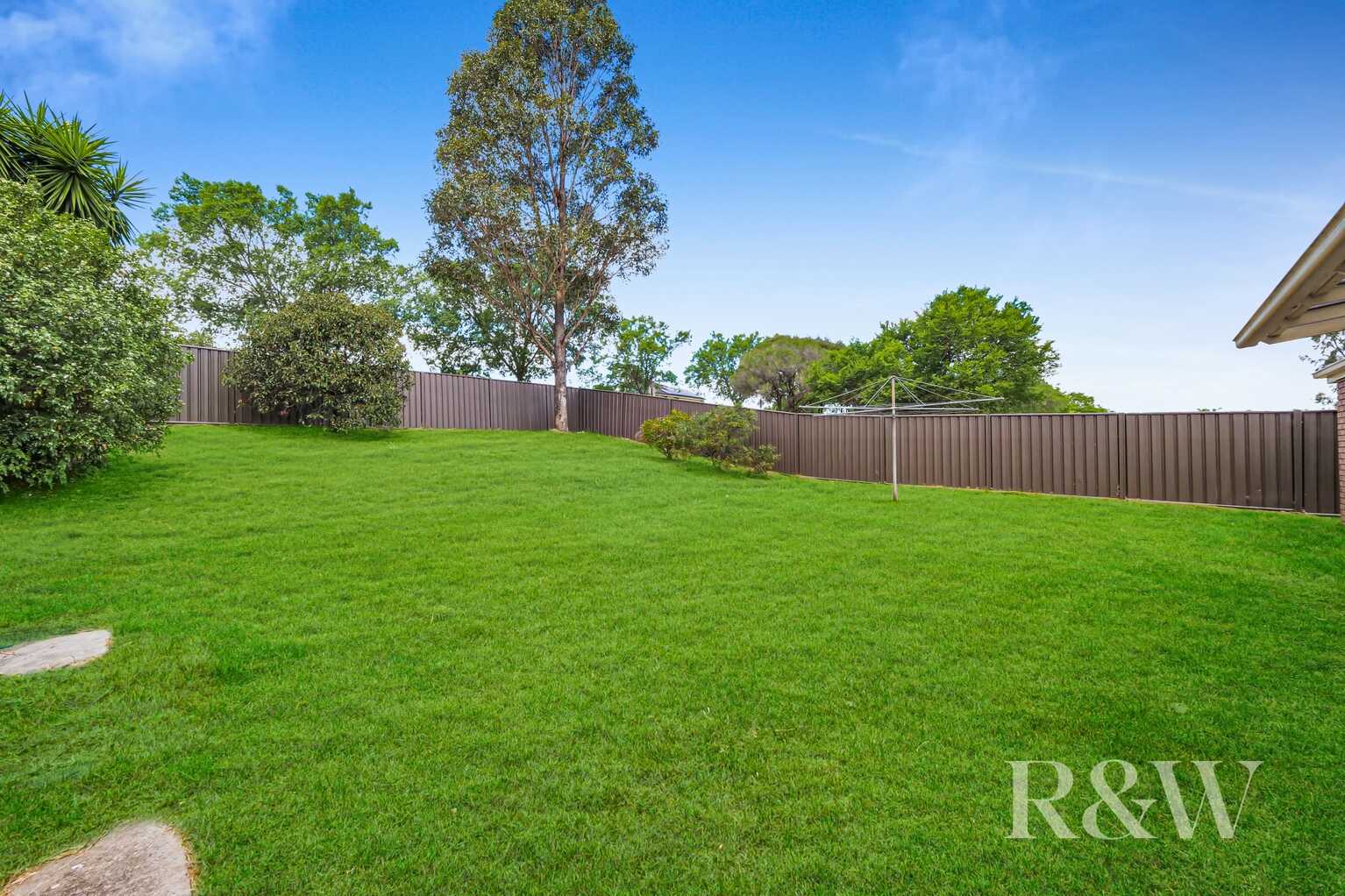 10 Fishburn Place Narellan