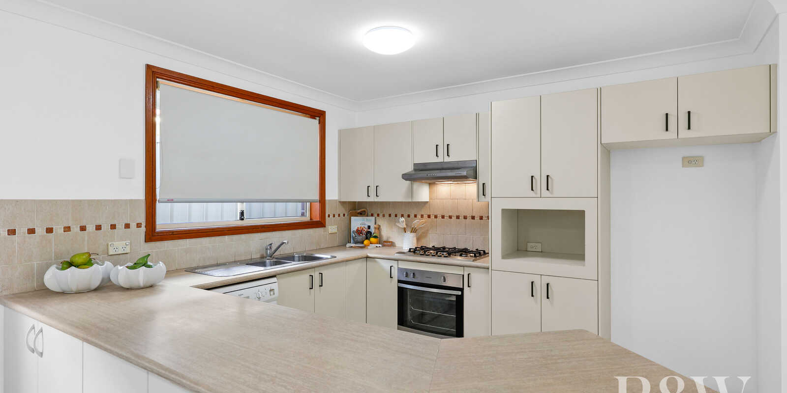 12 Martin Place Mount Annan
