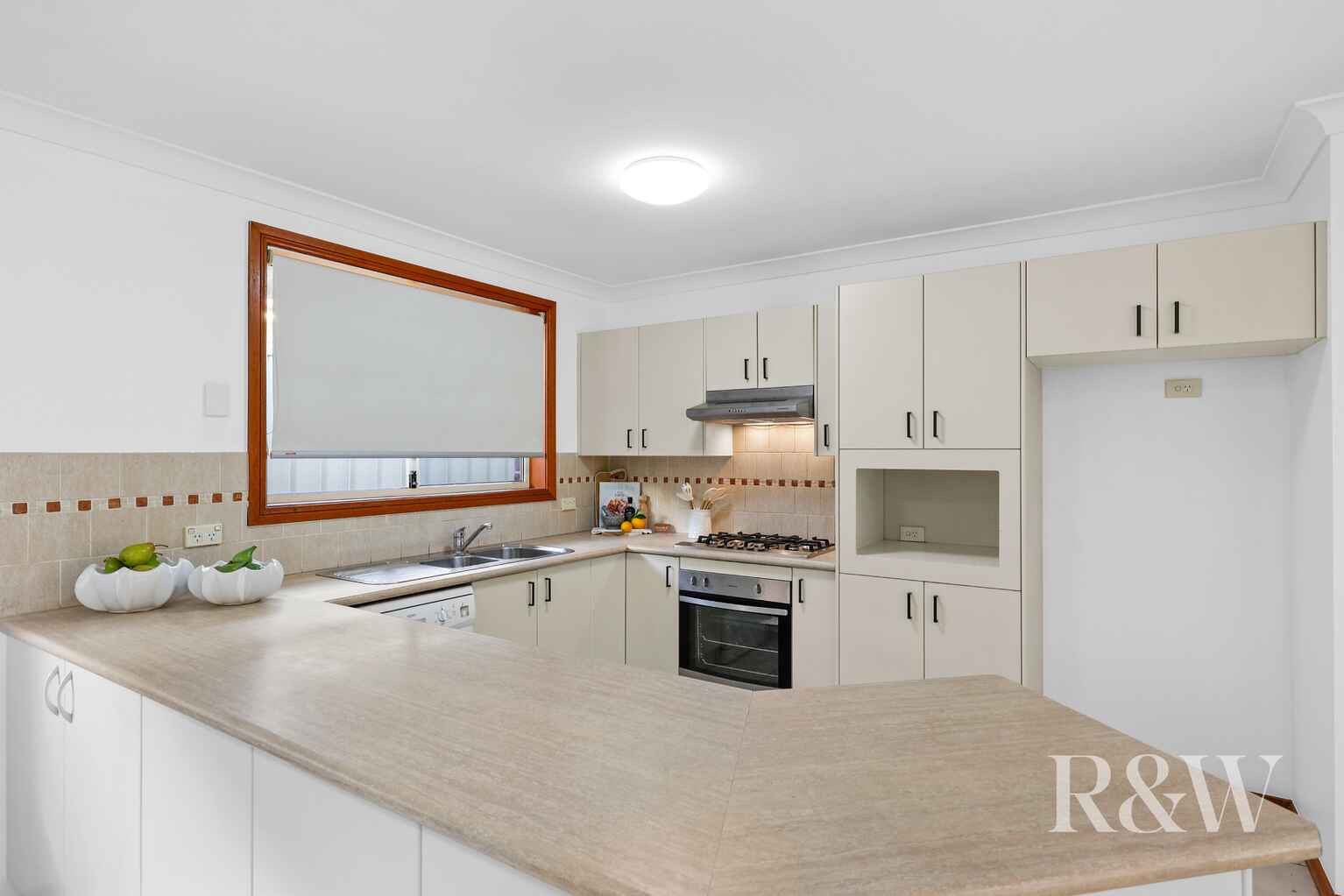 12 Martin Place Mount Annan