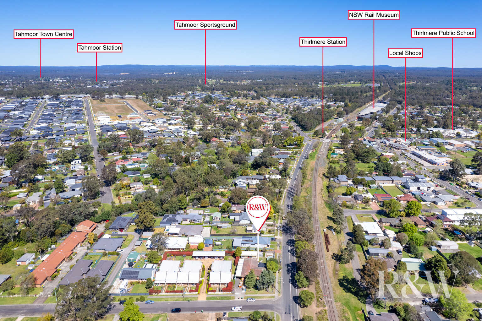 2 WINDEYER STREET Thirlmere