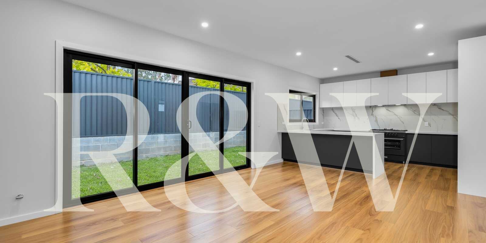 2/23 Burragorang Street The Oaks