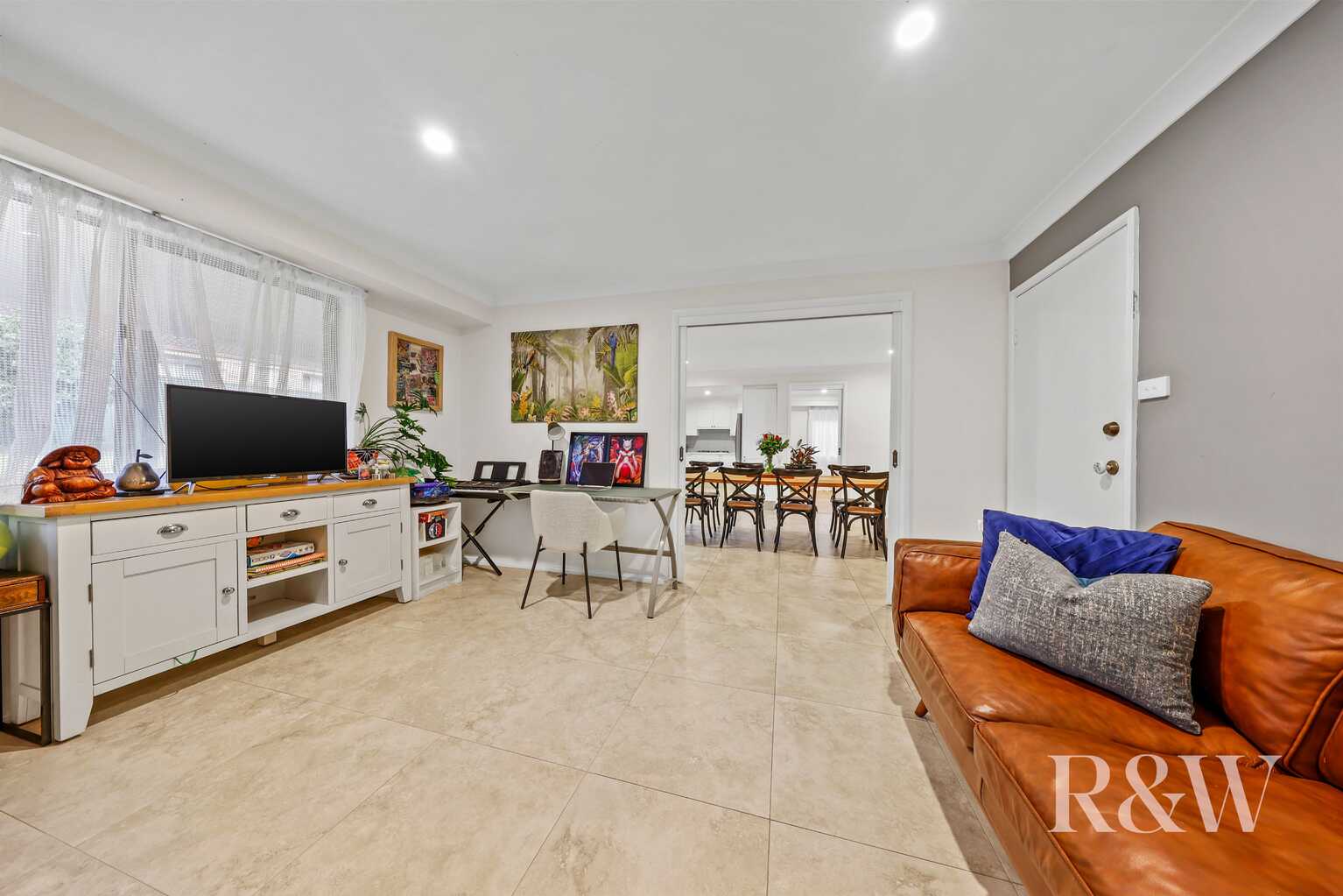 60 Peugeot Drive Ingleburn