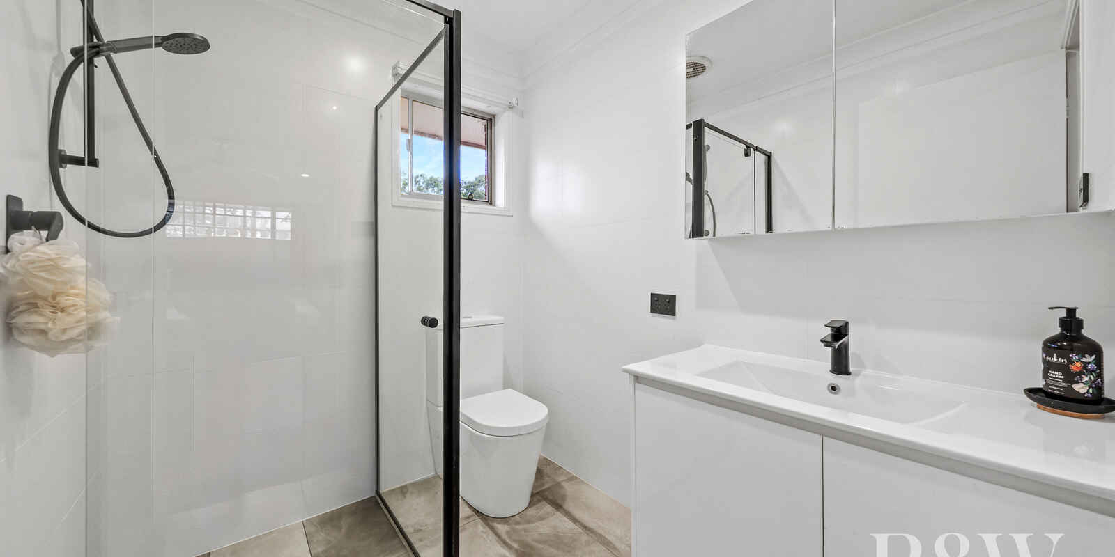 60 Peugeot Drive Ingleburn