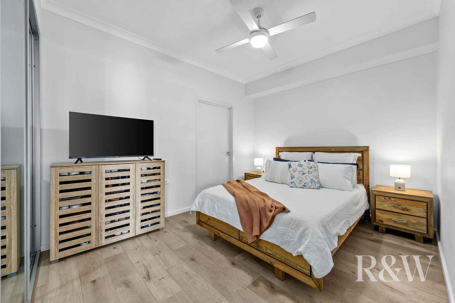 411/38-42 CHAMBERLAIN STREET Campbelltown