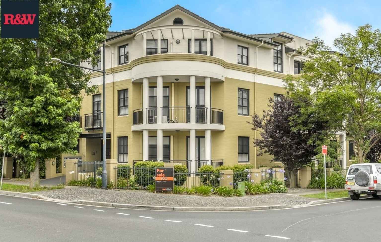 15/40 Parkside Crescent Campbelltown