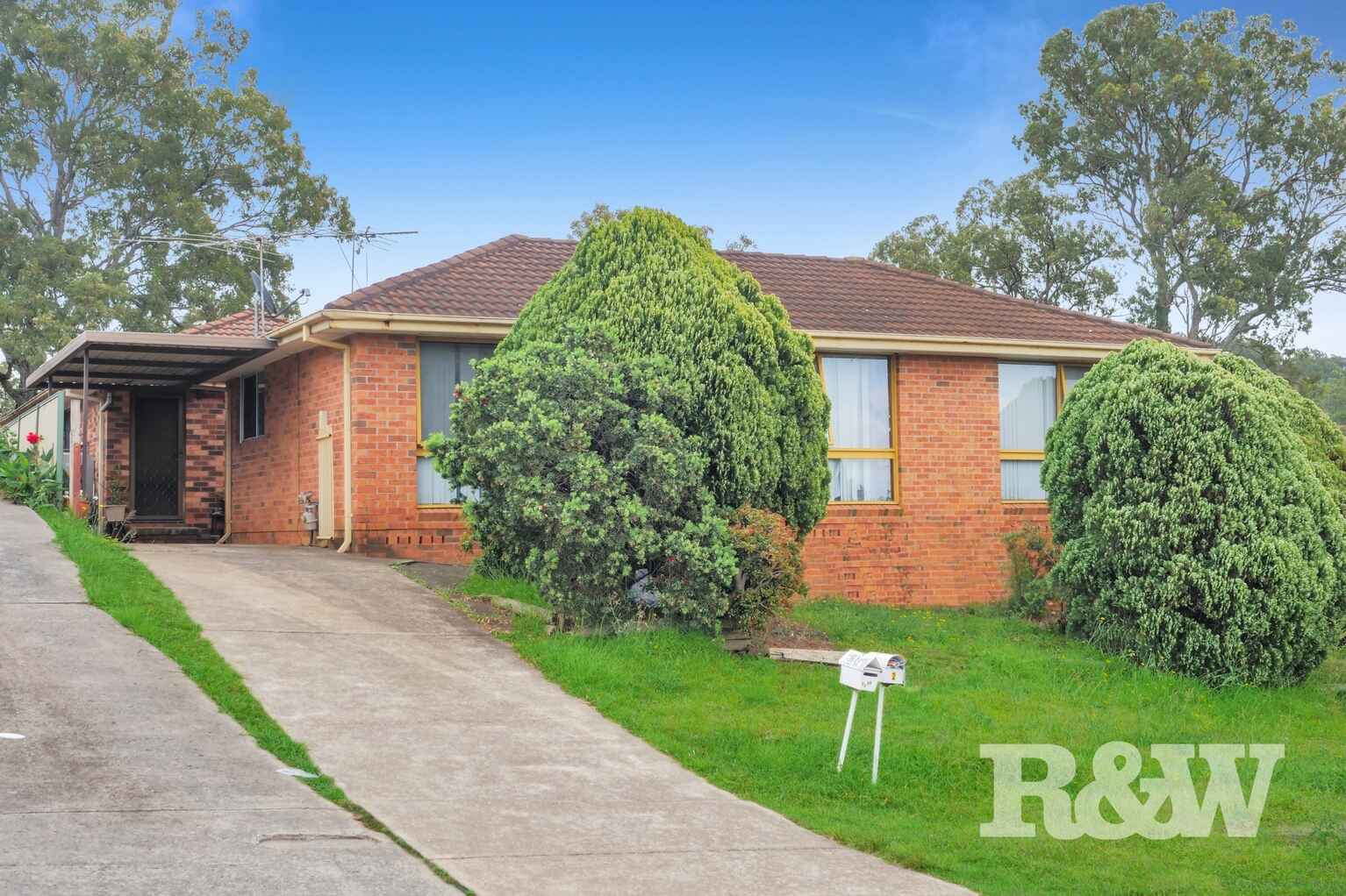 10 and 10A Griffiths Place Eagle Vale