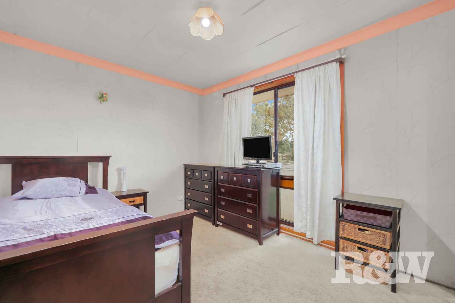 10 and 10A Griffiths Place Eagle Vale