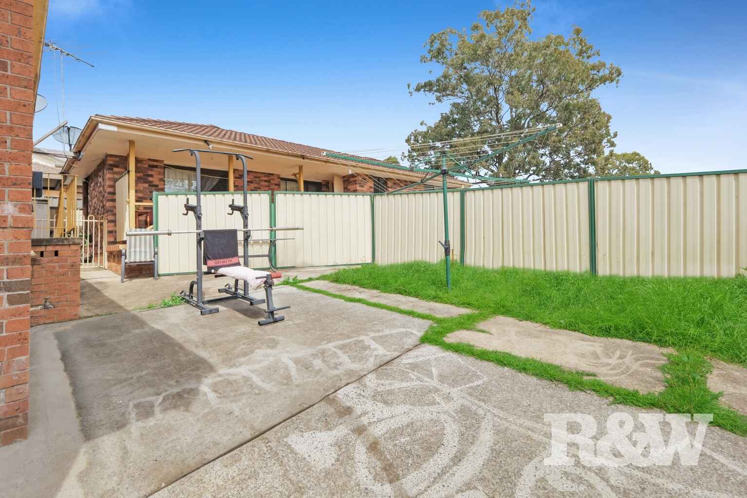 10 and 10A Griffiths Place Eagle Vale