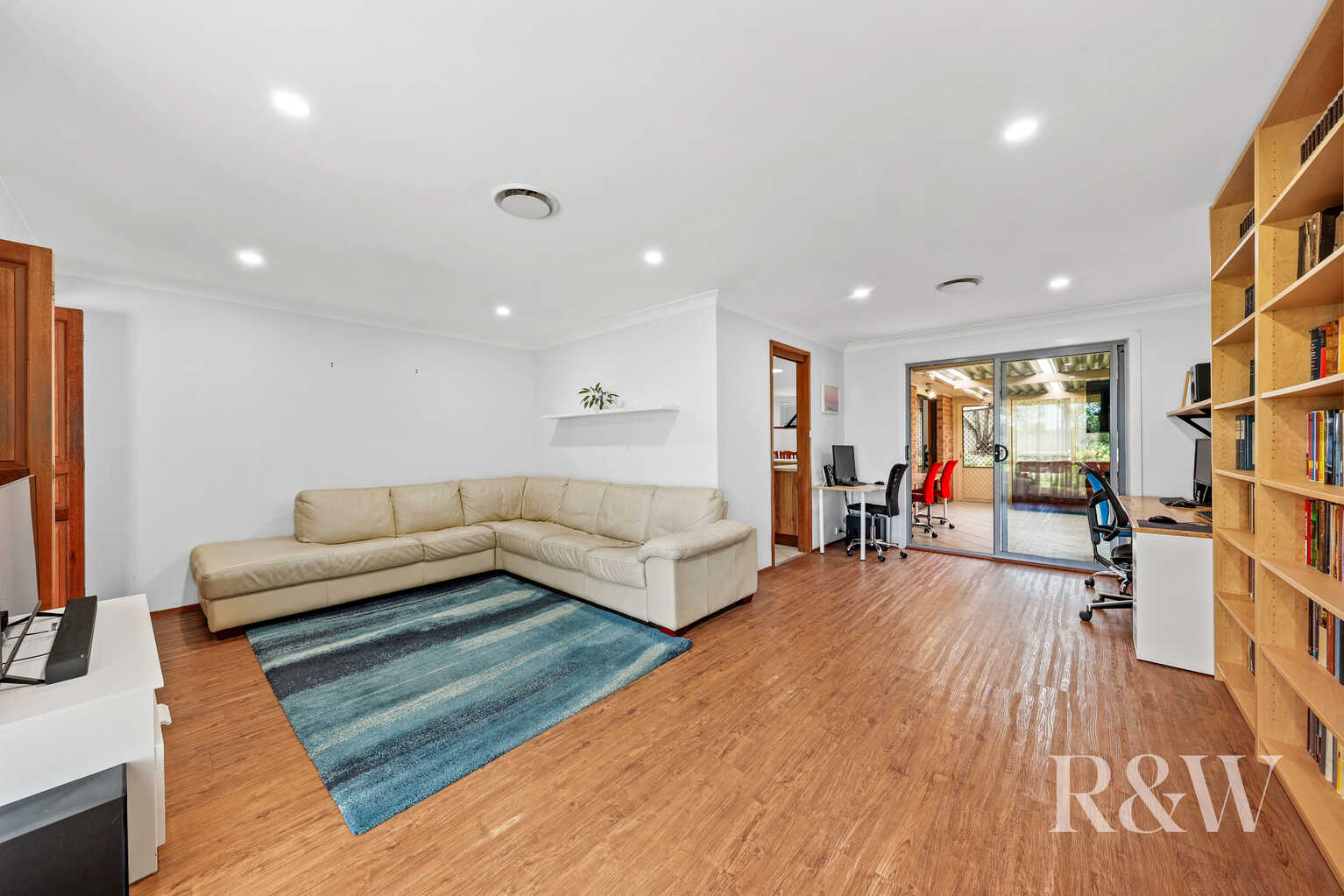 5 DELAUNAY STREET Ingleburn