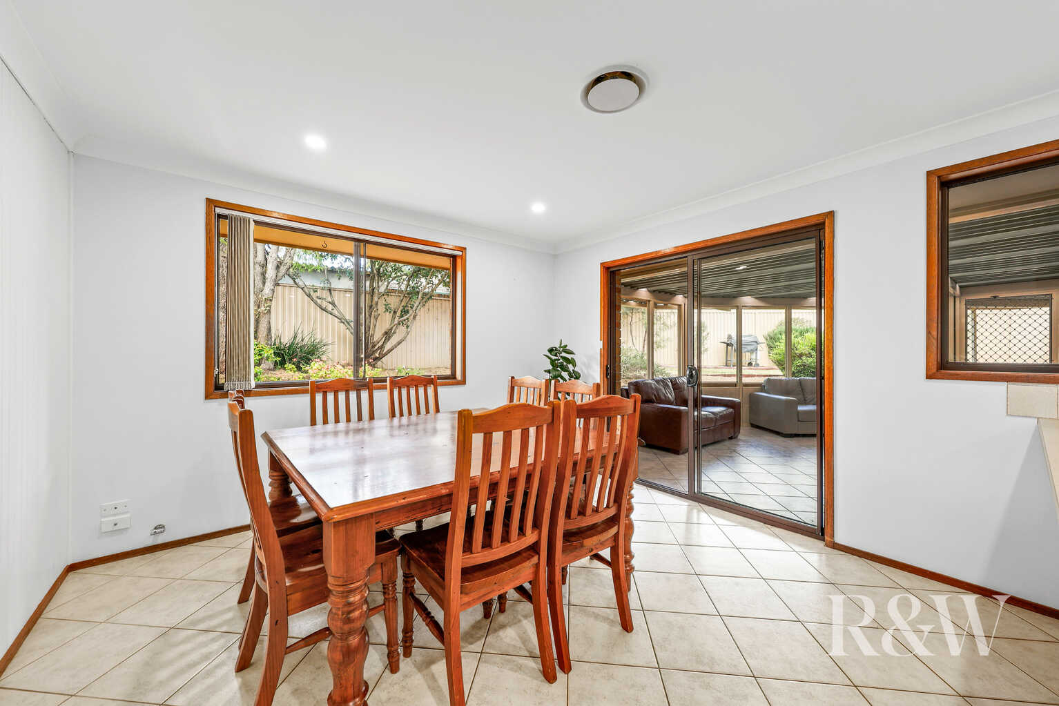 5 DELAUNAY STREET Ingleburn