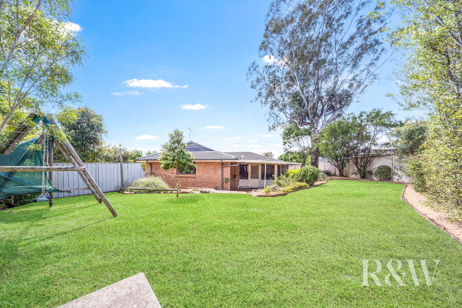 5 DELAUNAY STREET Ingleburn