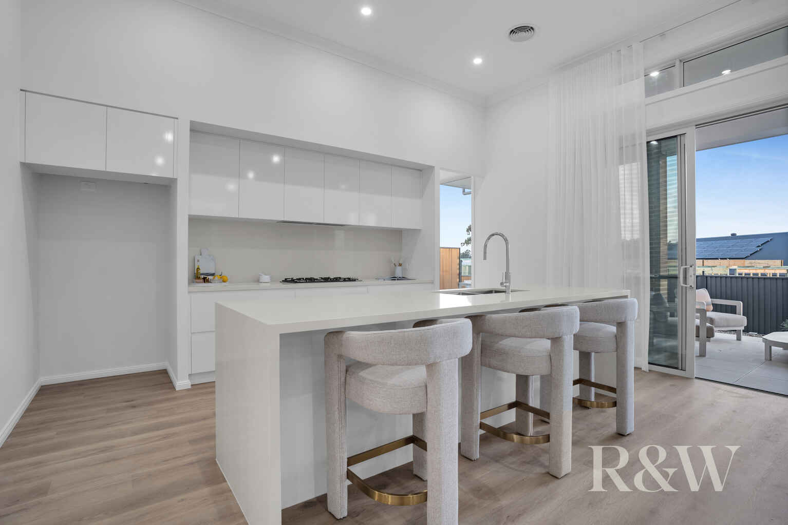 14 BRONZEWING STREET Tahmoor