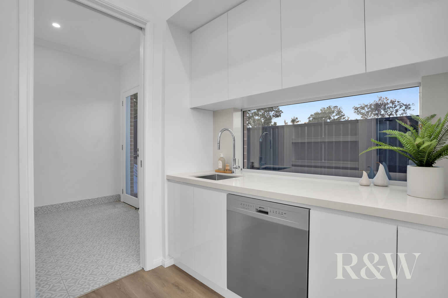 14 BRONZEWING STREET Tahmoor