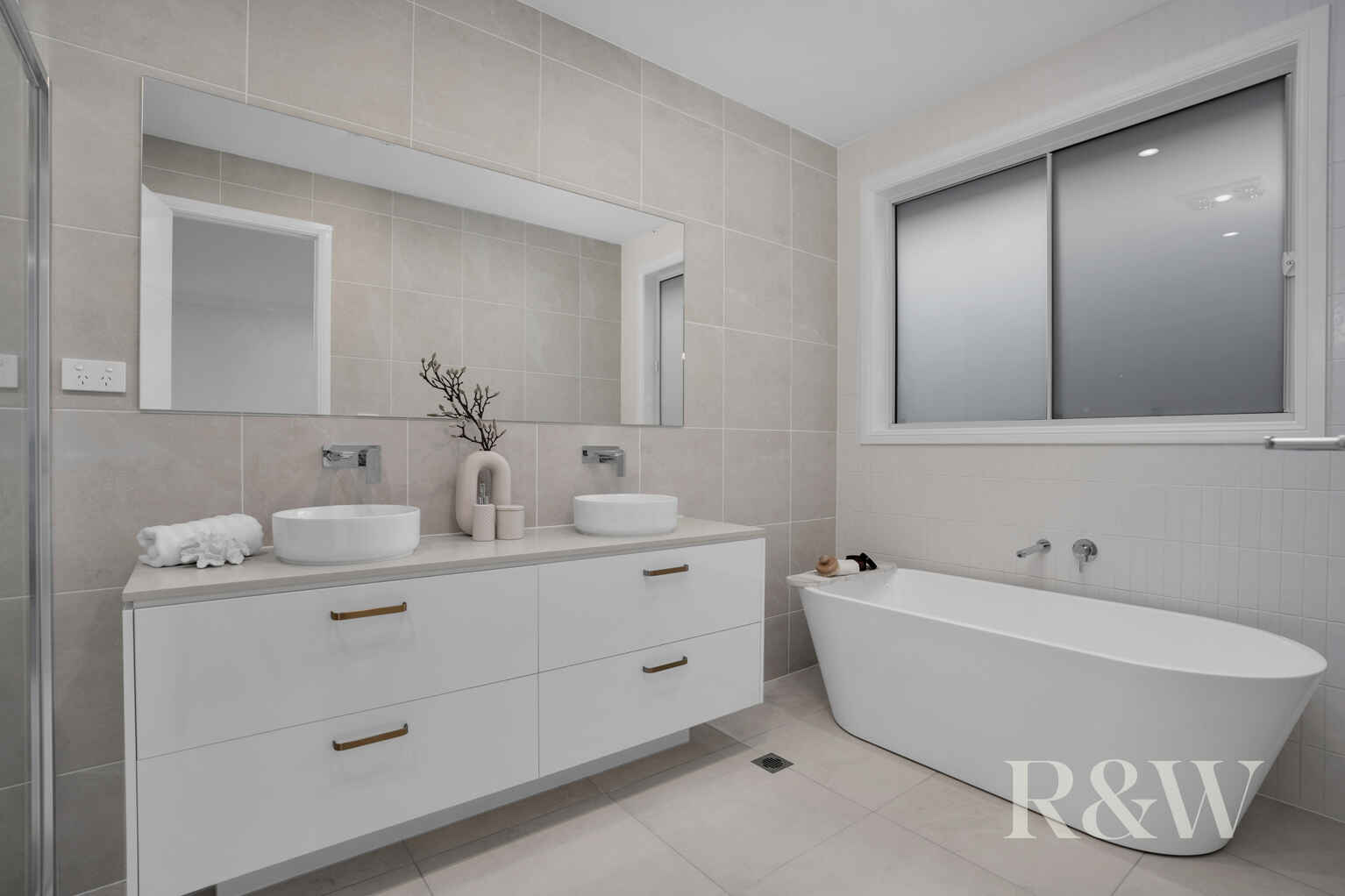 14 BRONZEWING STREET Tahmoor