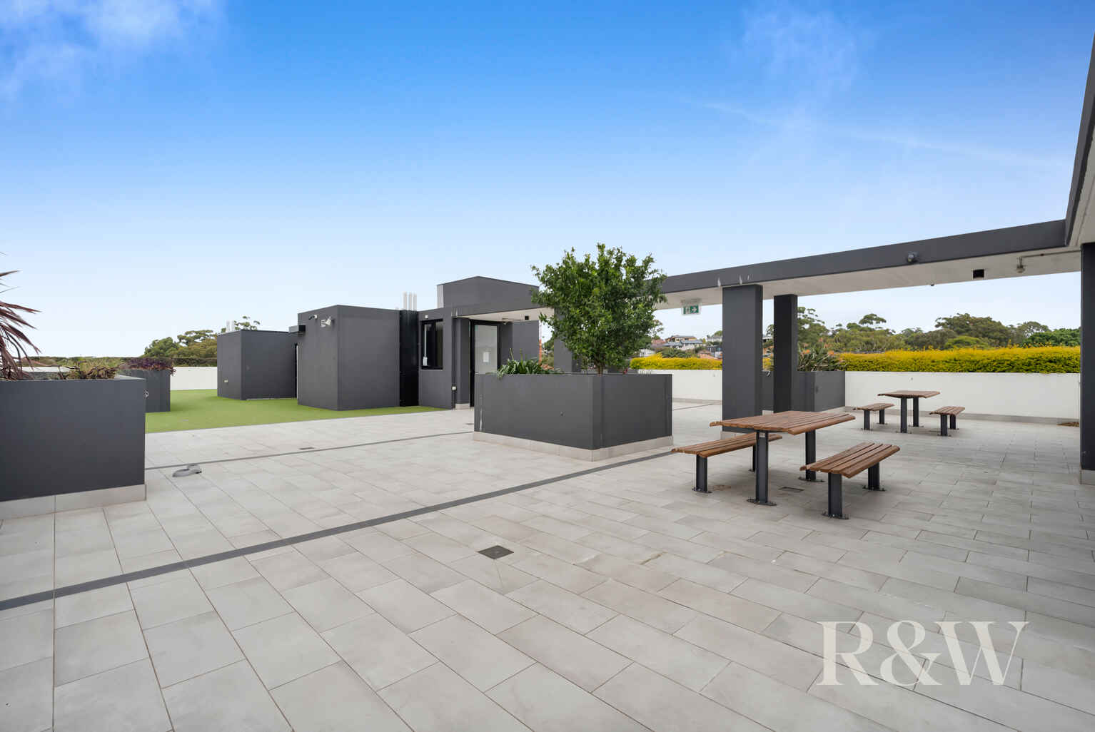 506/2A JAMES STREET Blakehurst