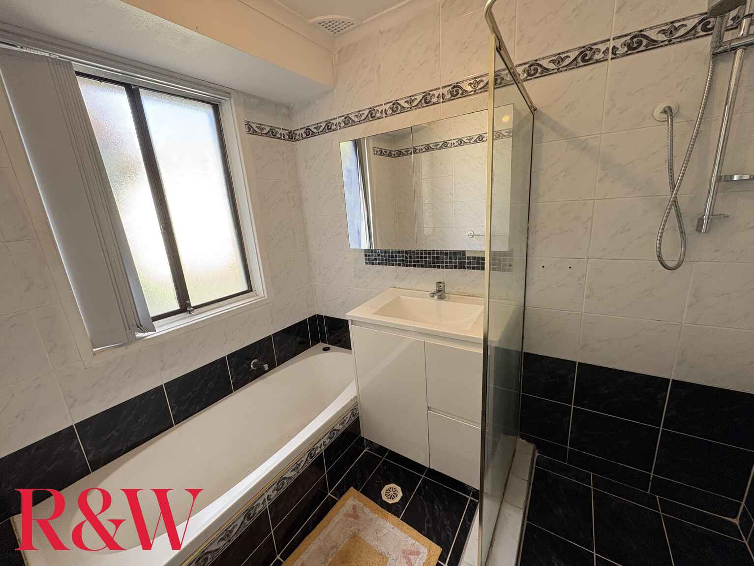 2 Ferdinand Place Rosemeadow