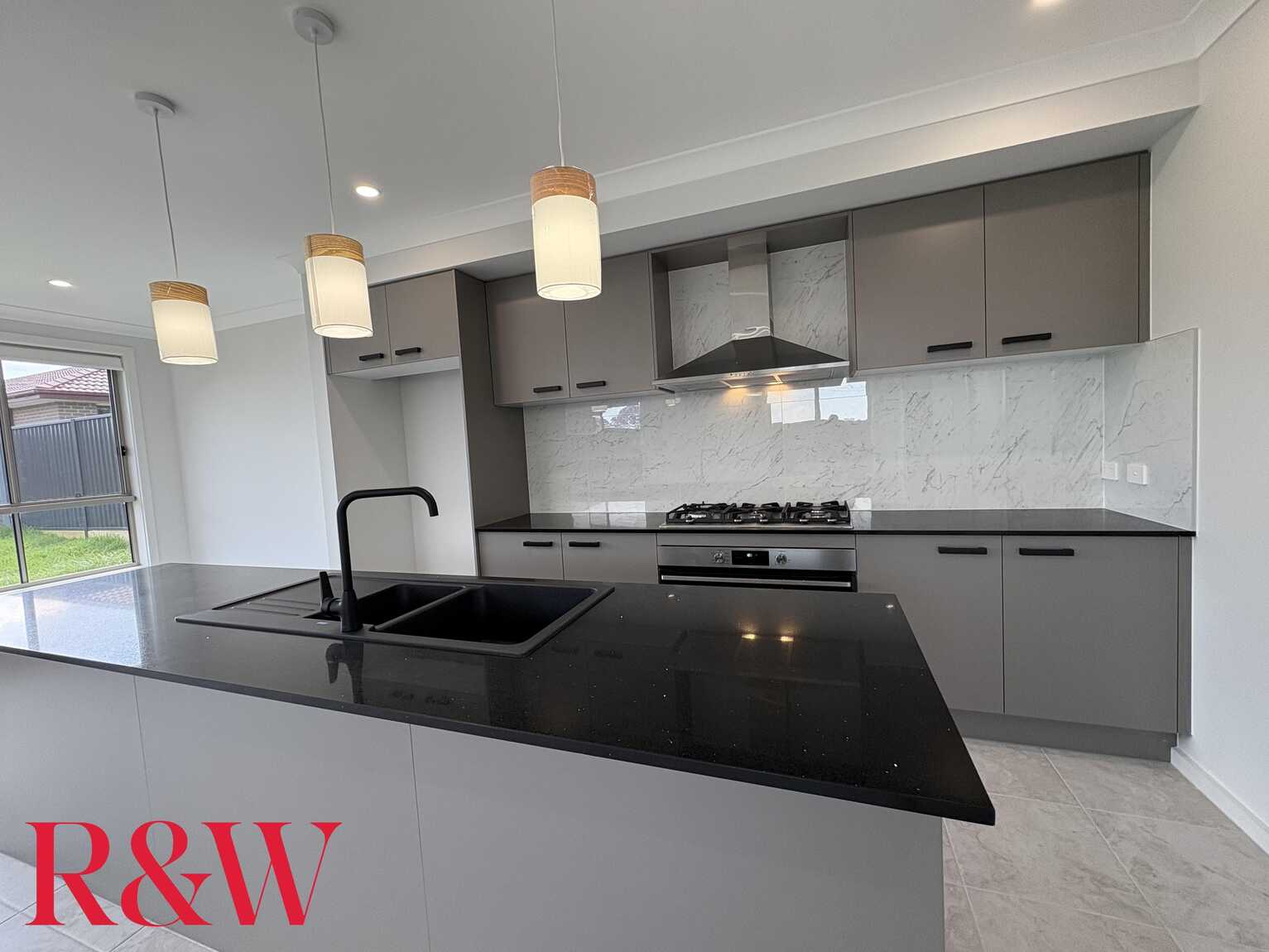 3 Fuzzweed Road Leppington