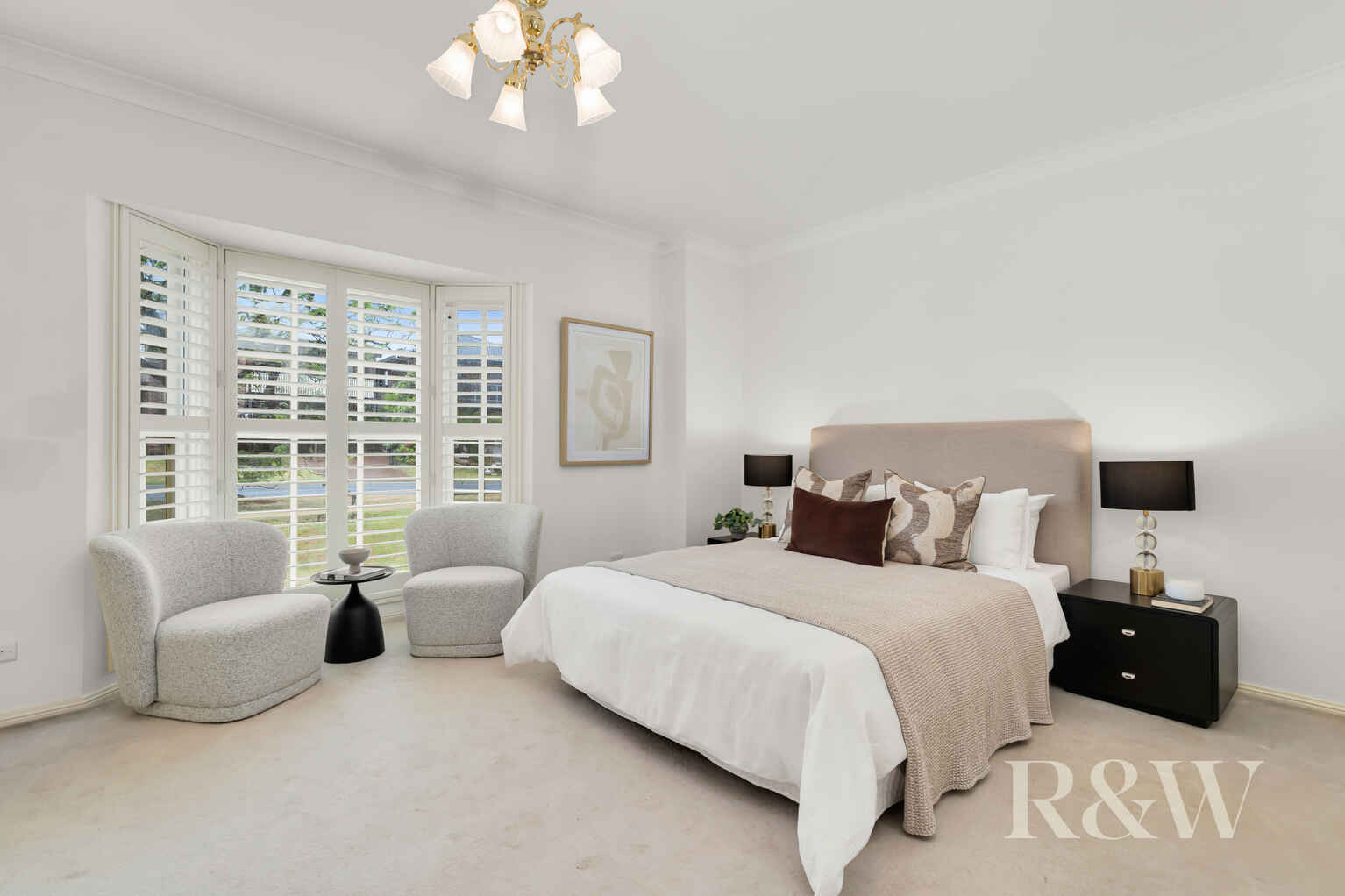 37 BAINBRIDGE AVENUE Ingleburn