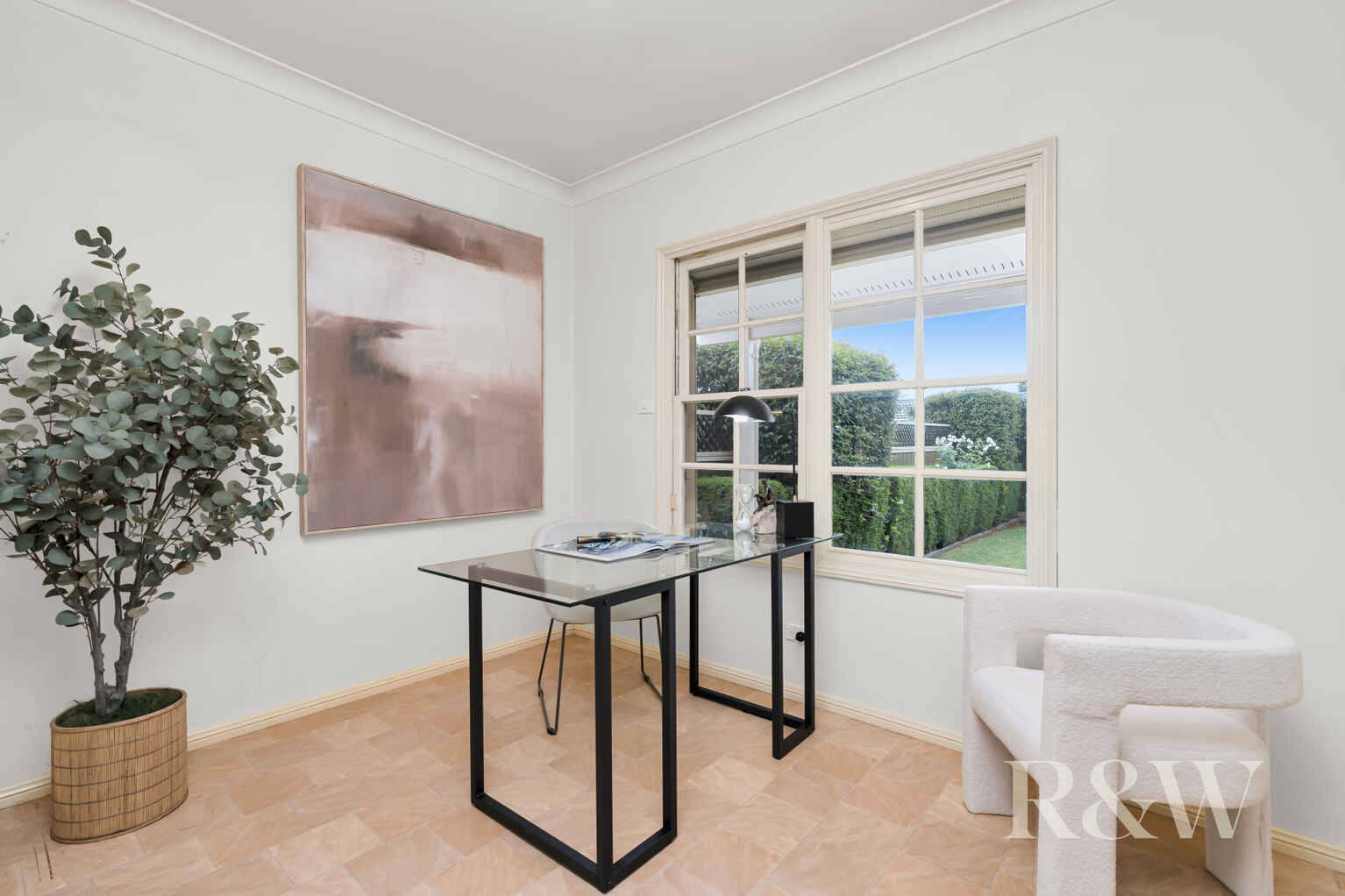 37 BAINBRIDGE AVENUE Ingleburn