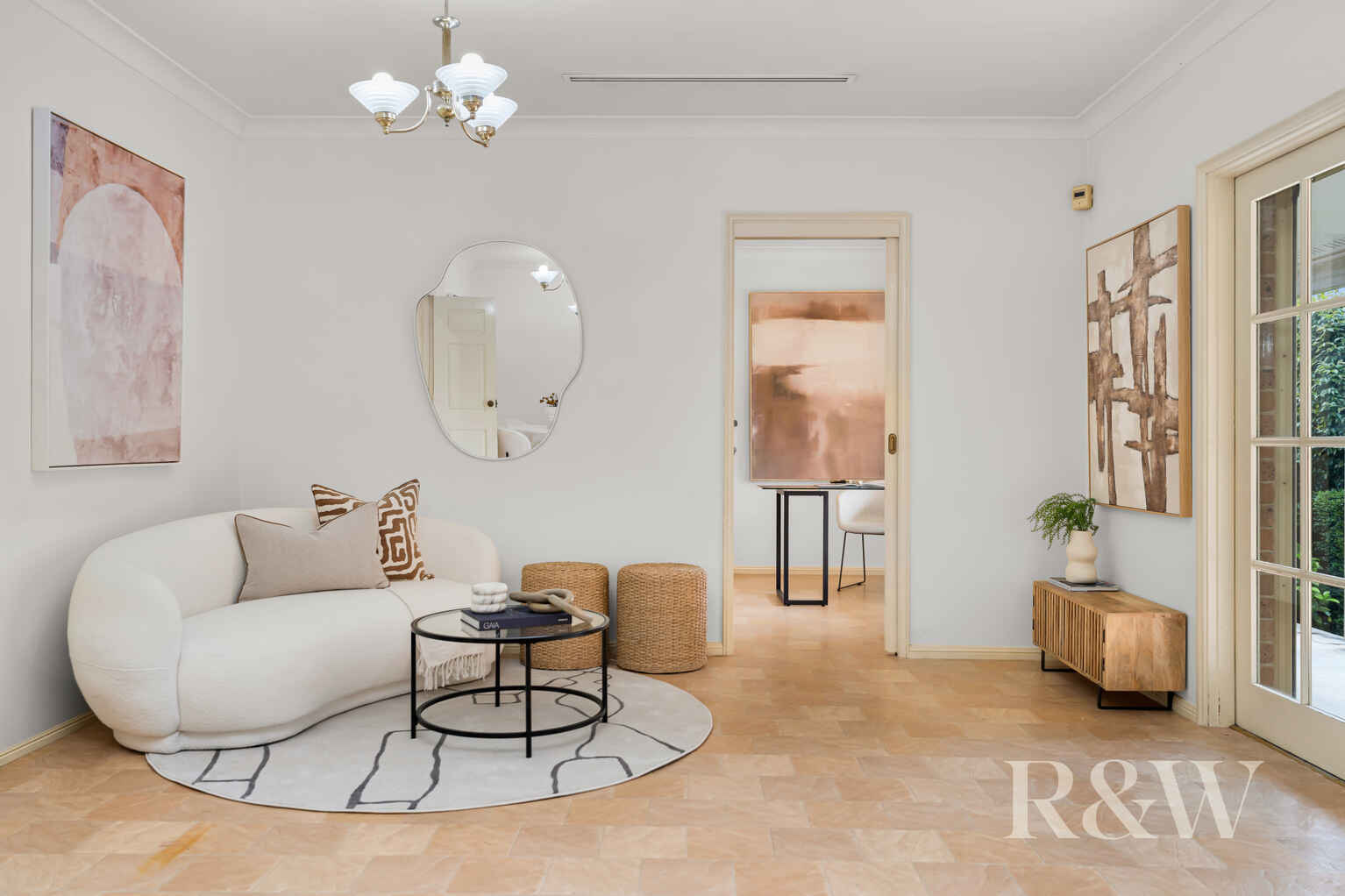 37 BAINBRIDGE AVENUE Ingleburn