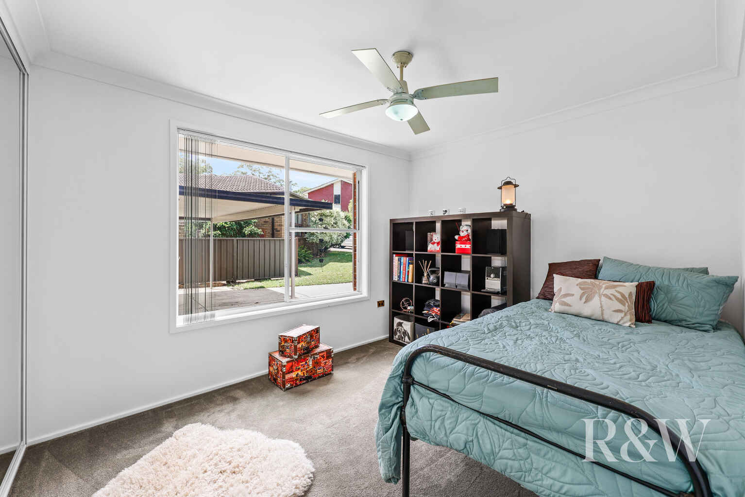 8 SWALLOW PLACE Ingleburn