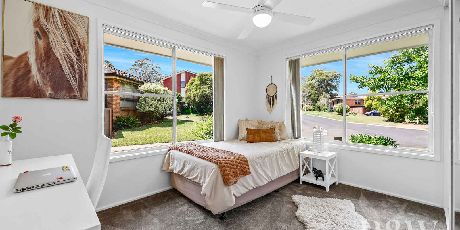 8 SWALLOW PLACE Ingleburn