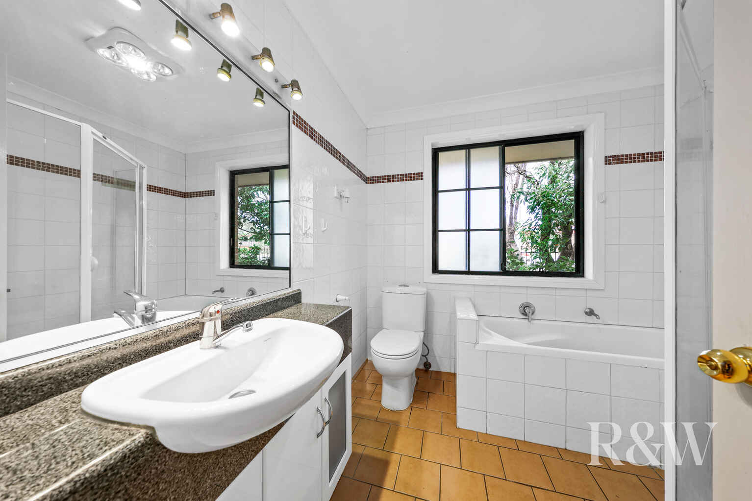 1/89 MINTO ROAD Minto